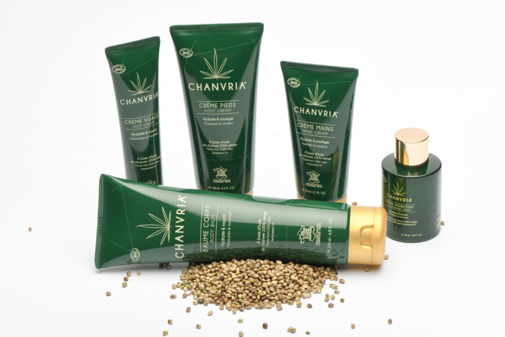 Chanvria, a simple, plant-based, natural and organic brand.